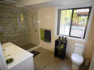 Bathroom_2__1_-272
